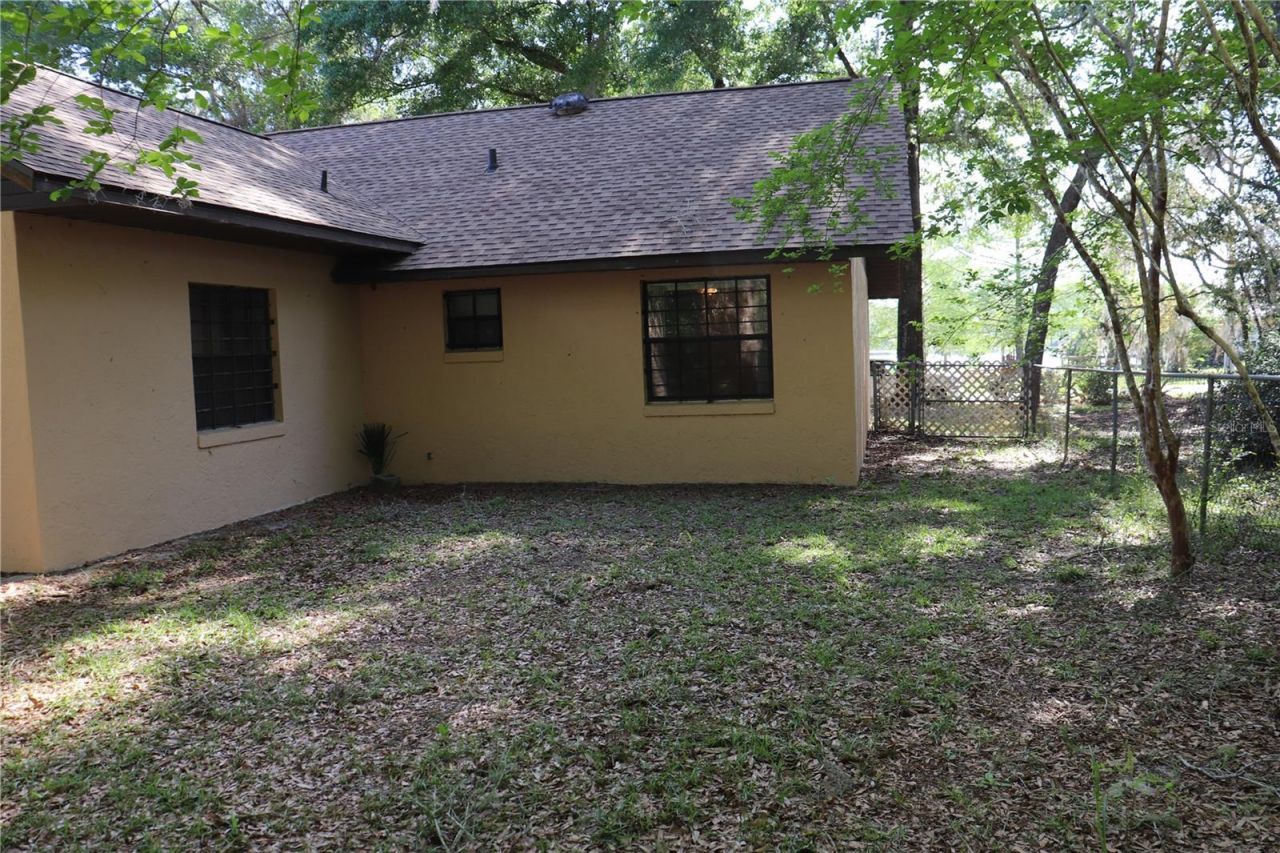 1112 NE 130 Terrace , Silver Springs, FL 34488 Photo