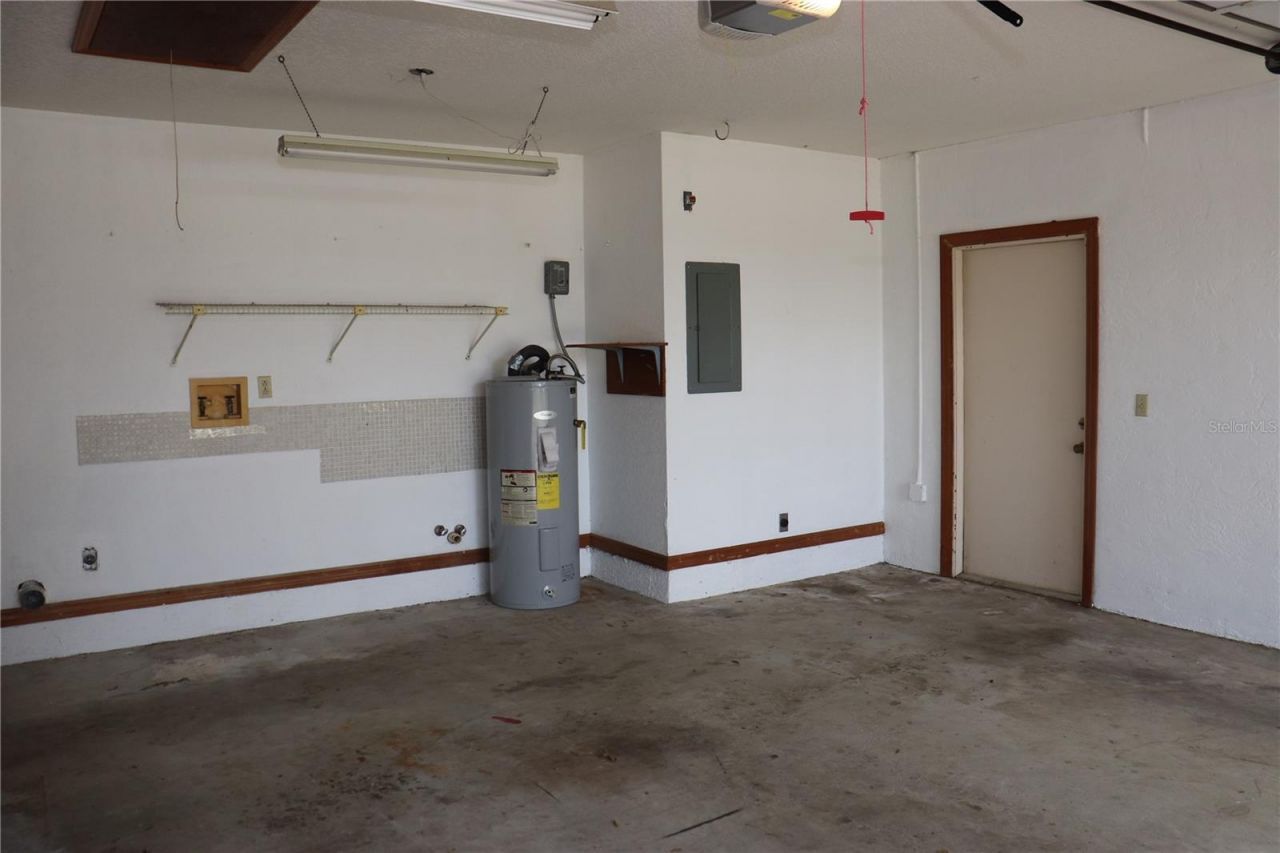 1112 NE 130 Terrace , Silver Springs, FL 34488 Photo