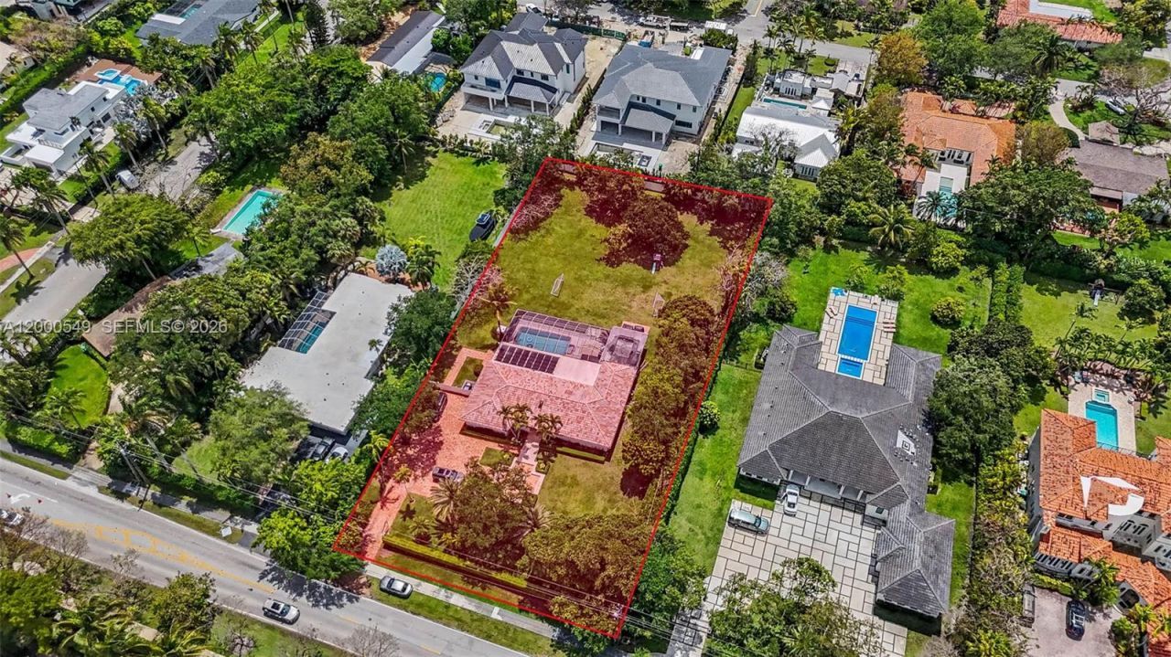 7230 SW 104th St , Pinecrest, FL 33156 Photo