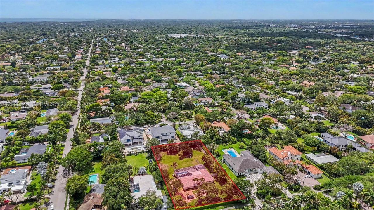 7230 SW 104th St , Pinecrest, FL 33156 Photo