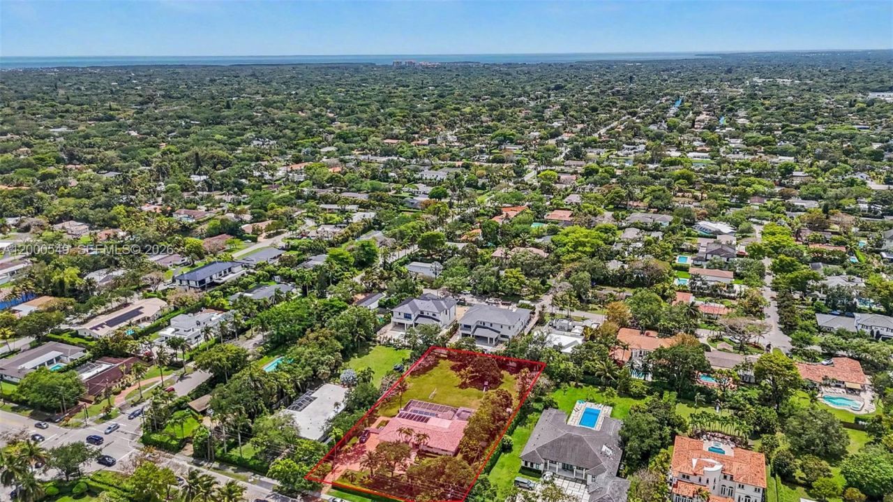 7230 SW 104th St , Pinecrest, FL 33156 Photo