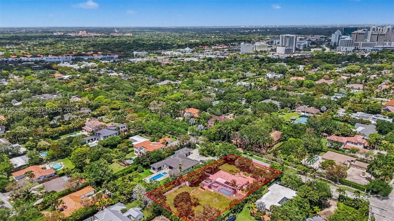 7230 SW 104th St , Pinecrest, FL 33156 Photo