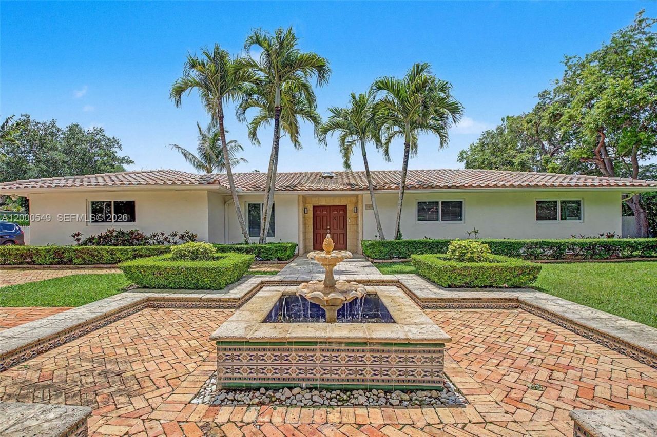 7230 SW 104th St , Pinecrest, FL 33156 Photo