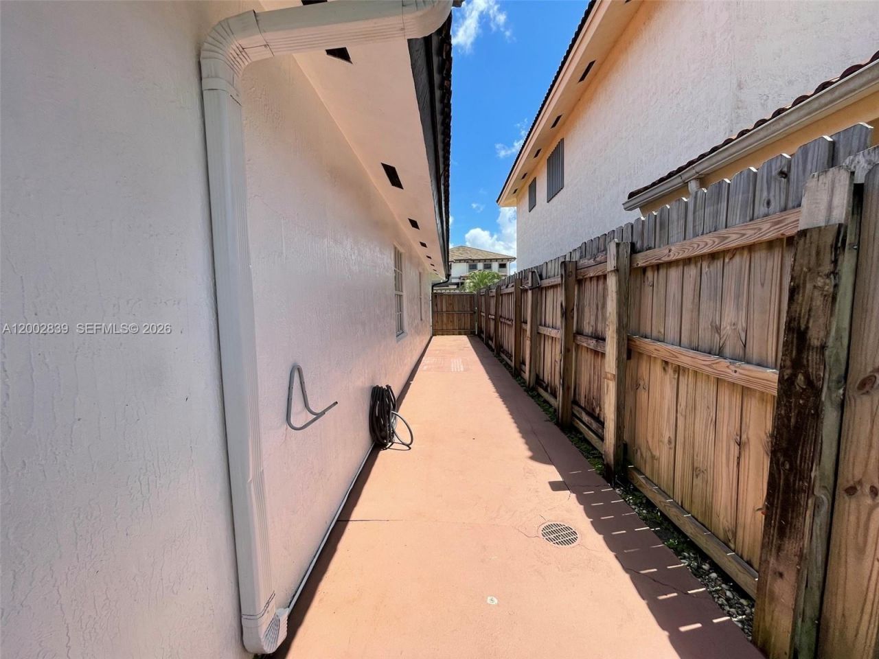 15873 SW 43rd St , Miami, FL 33185 Photo