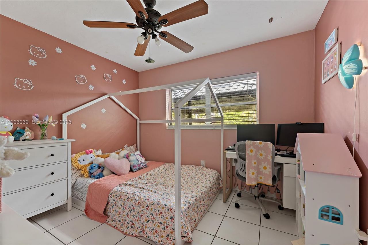 3921 SW 124th Ct , Miami, FL 33175 Photo