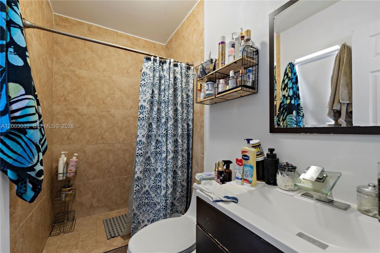 3921 SW 124th Ct , Miami, FL 33175 Photo