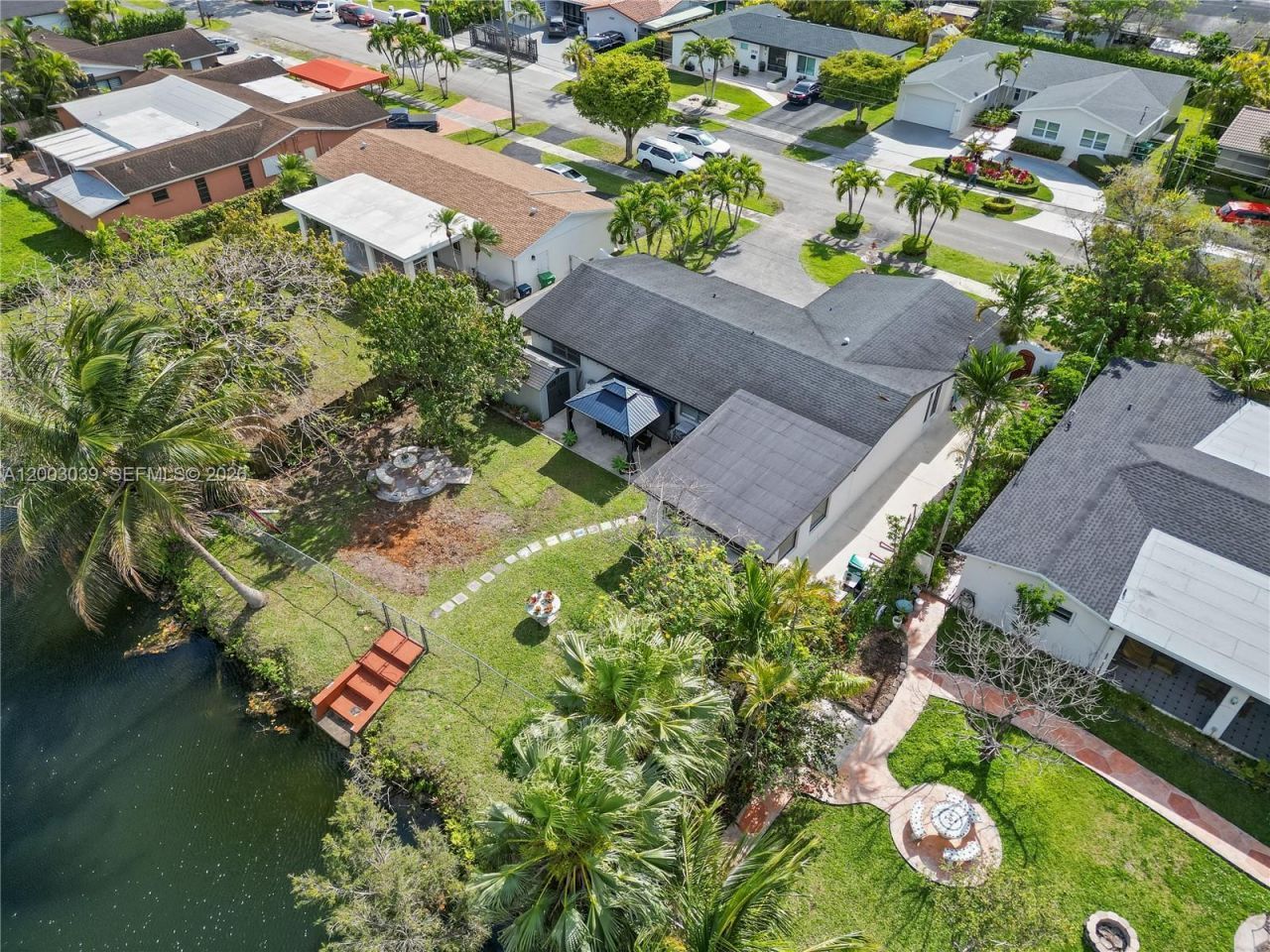 3921 SW 124th Ct , Miami, FL 33175 Photo