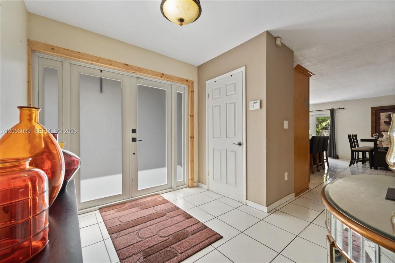 3921 SW 124th Ct , Miami, FL 33175 Photo