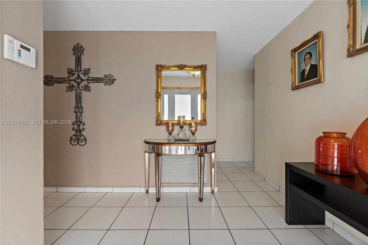 3921 SW 124th Ct , Miami, FL 33175 Photo