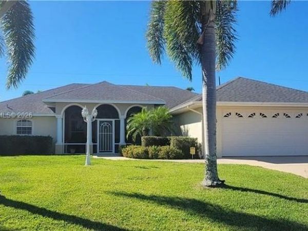126/128 Tangerine RD , Lake Placid, FL 33852