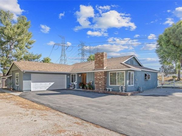 27971 Featherstar, Saugus, CA 91350