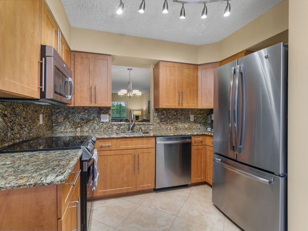 6515 Kensington Lane, Unit 201, Delray Beach, FL 33446