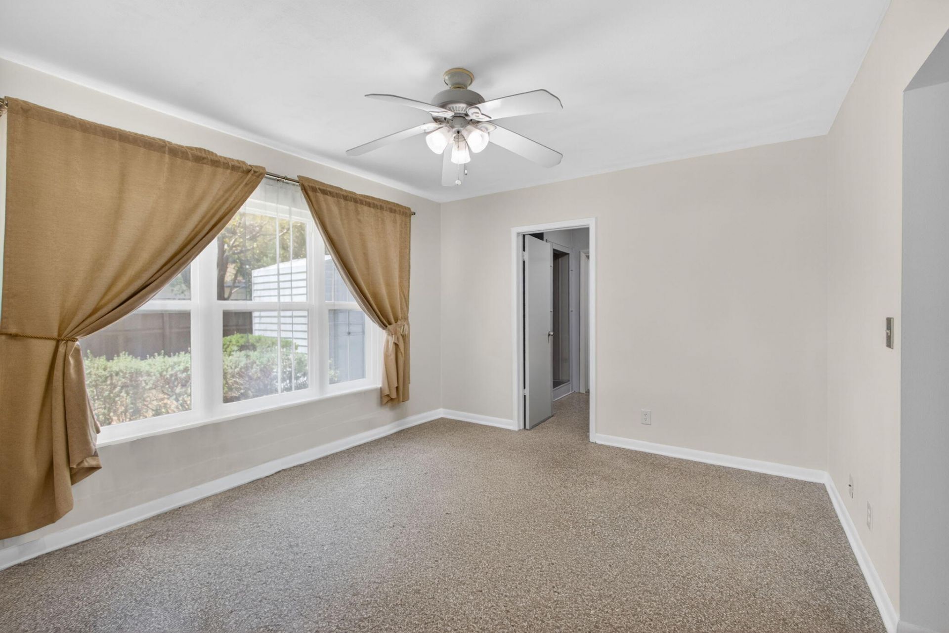 1817 N Ocean Breeze, Lake Worth Beach, FL 33460 Photo