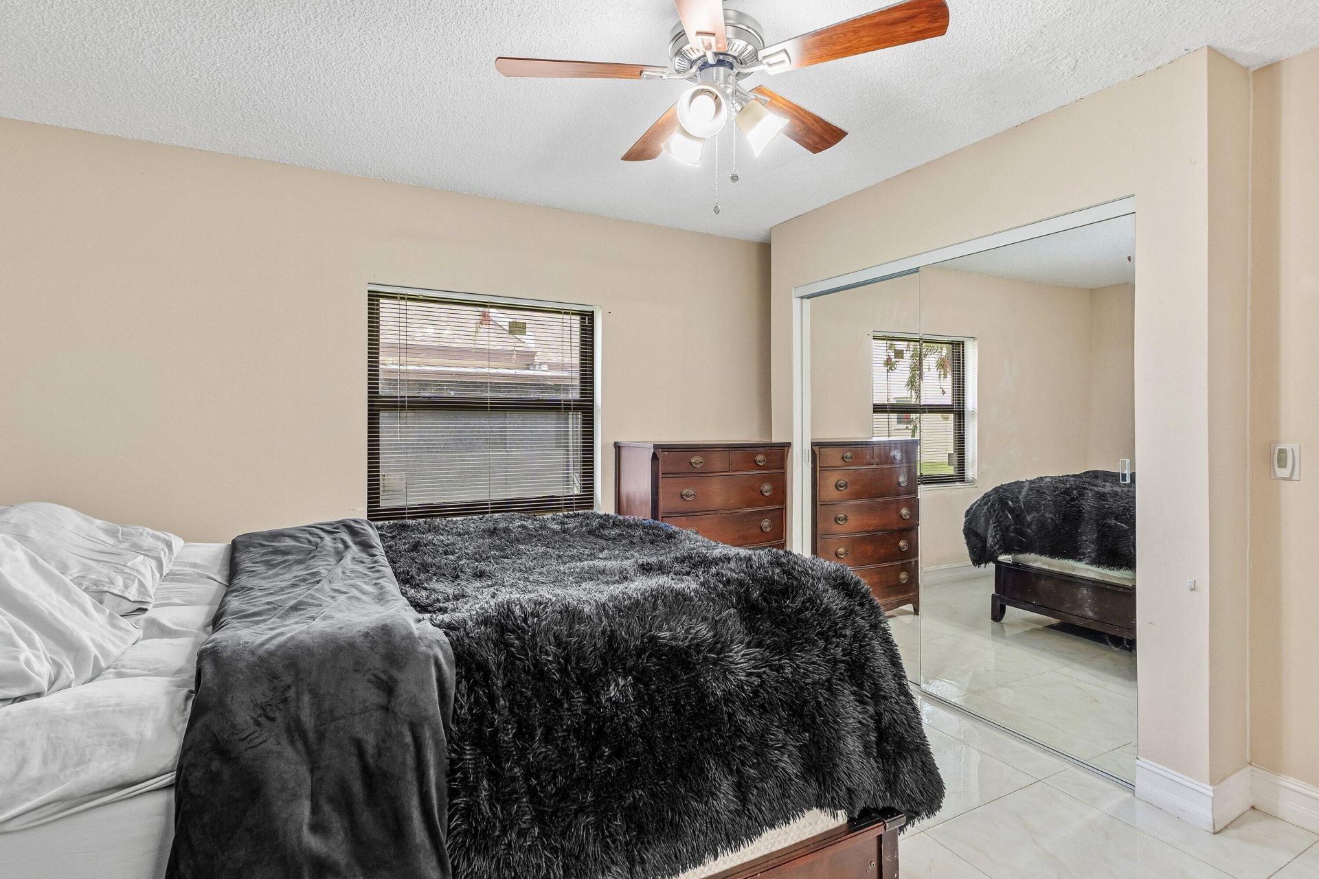1875 Abbey Road, West Palm Beach, FL 33415 Photo