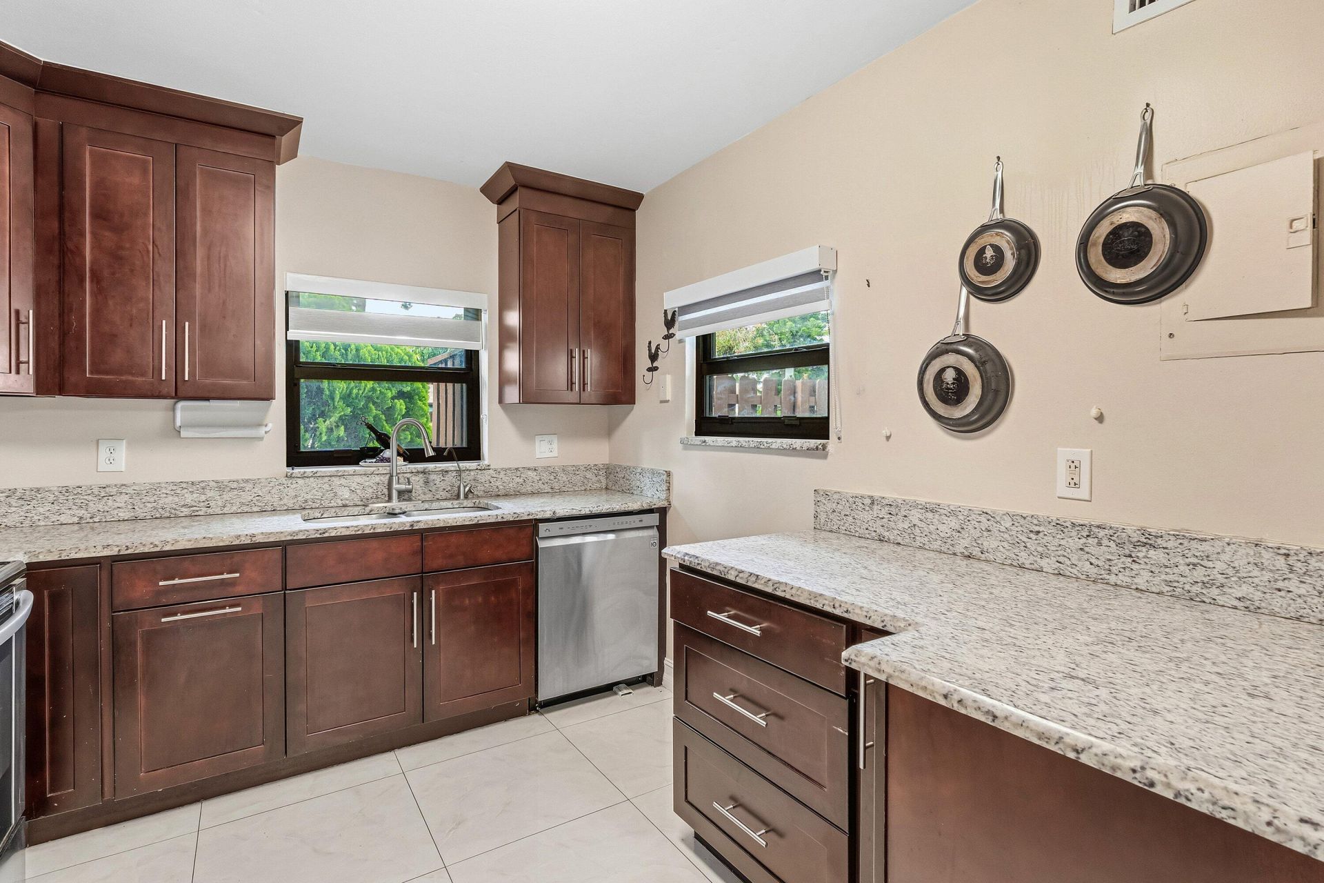 1875 Abbey Road, West Palm Beach, FL 33415 Photo