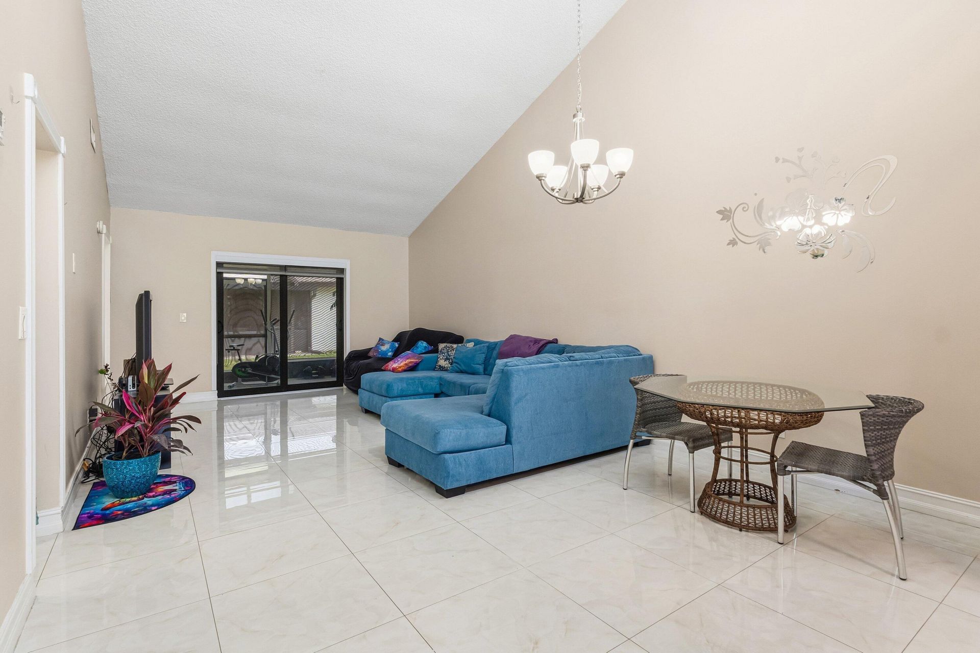 1875 Abbey Road, West Palm Beach, FL 33415 Photo