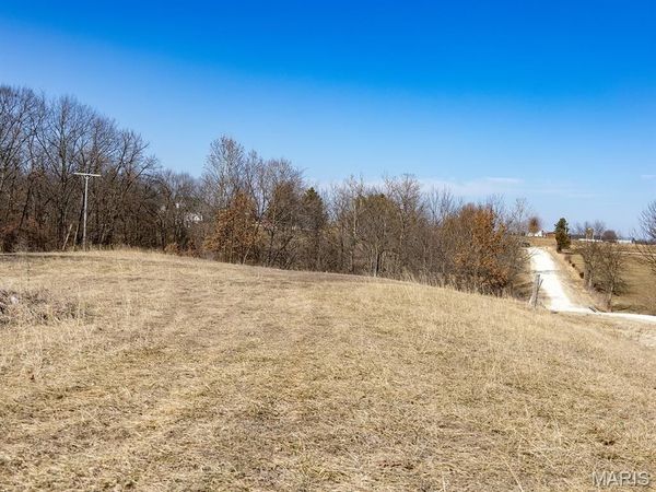 00 Pike 41 , Bowling Green, MO 63334