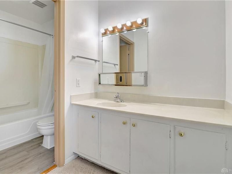 6305 Meditation Lane, Dayton, OH 45449 Photo 20