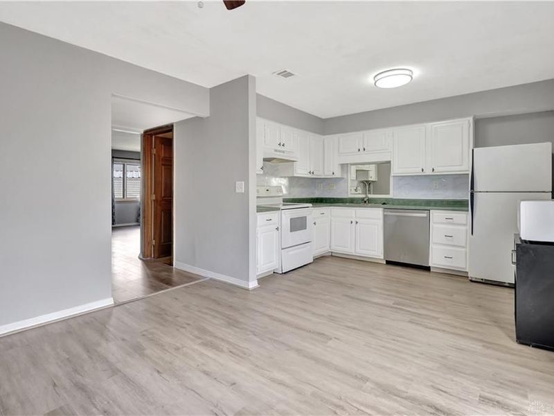 6305 Meditation Lane, Dayton, OH 45449 Photo 9