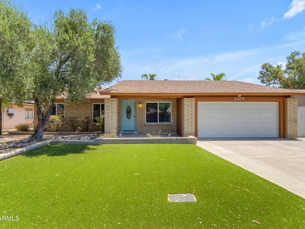 2207 S CHERRY, Mesa, AZ 85210