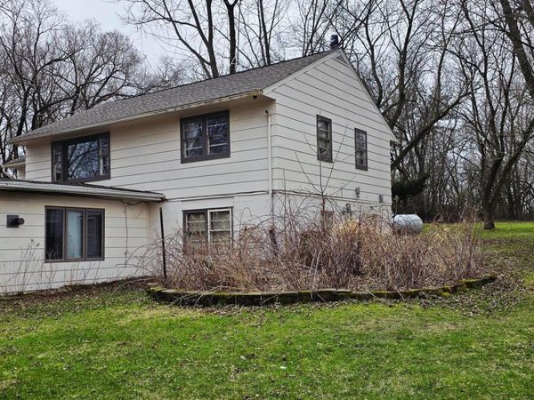 21451 775th Avenue , Albert Lea, MN 56007