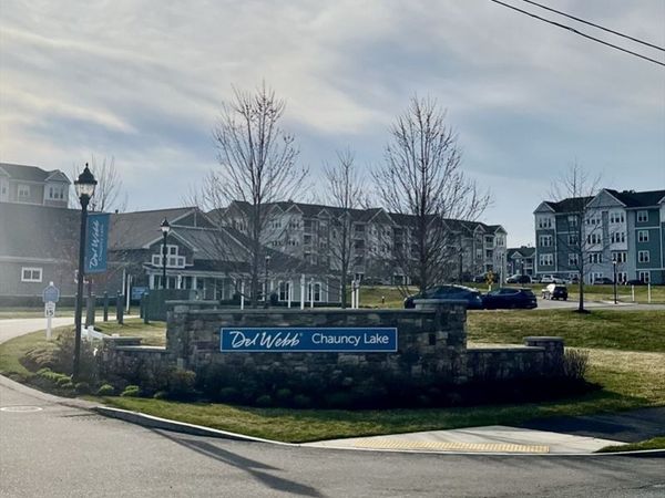 4204 Peters Farm Way, Unit 204, Westborough, MA 01581