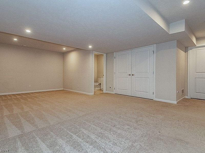 8349 Bedaos Drive, Mentor, OH 44060 Photo 34