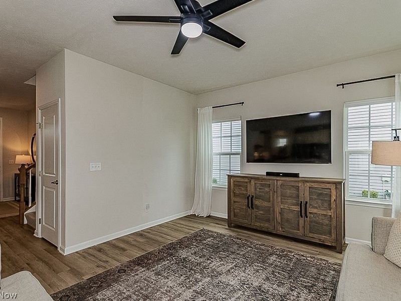 8349 Bedaos Drive, Mentor, OH 44060 Photo 6