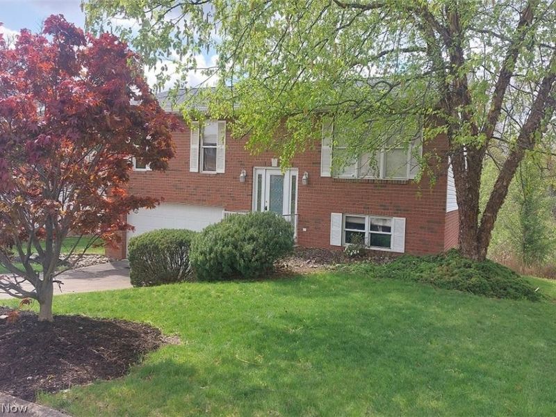 3241 Saint Charles Drive, Steubenville, OH 43952 Photo 1