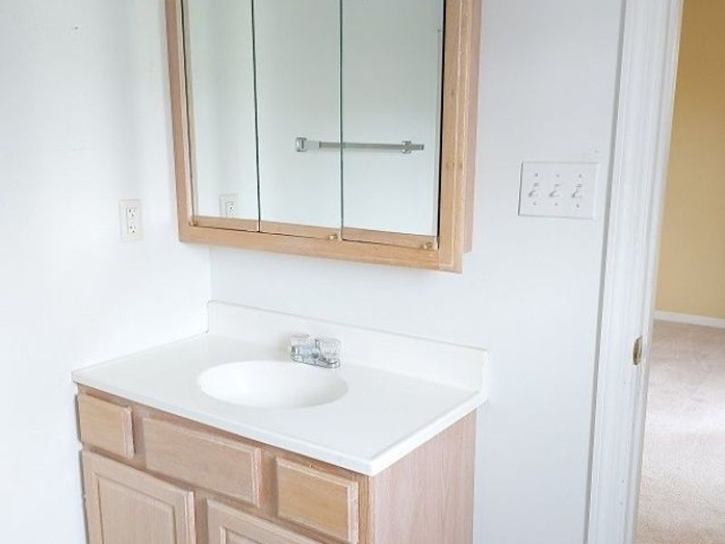 3241 Saint Charles Drive, Steubenville, OH 43952 Photo 14