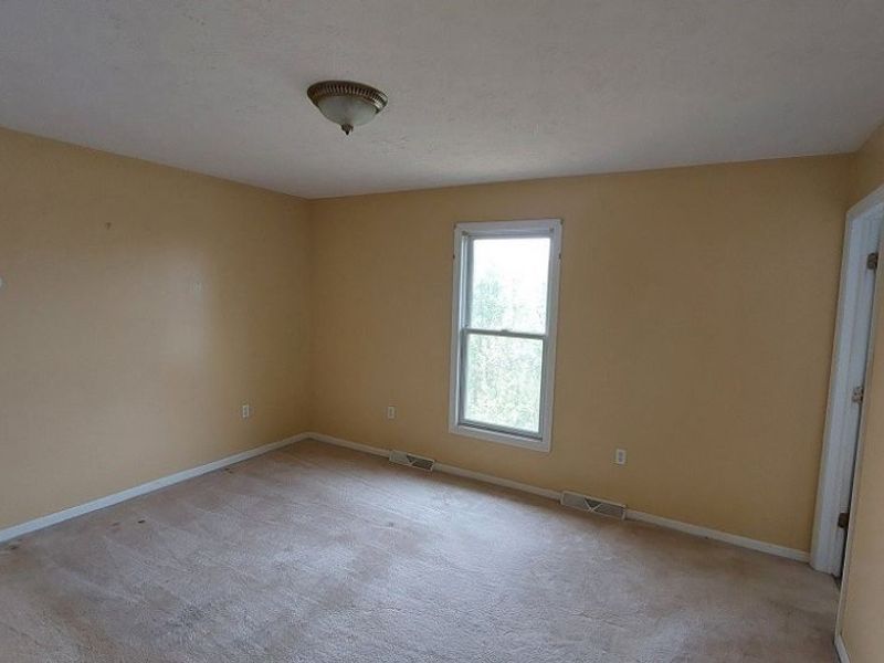 3241 Saint Charles Drive, Steubenville, OH 43952 Photo 15