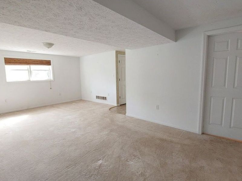 3241 Saint Charles Drive, Steubenville, OH 43952 Photo 19