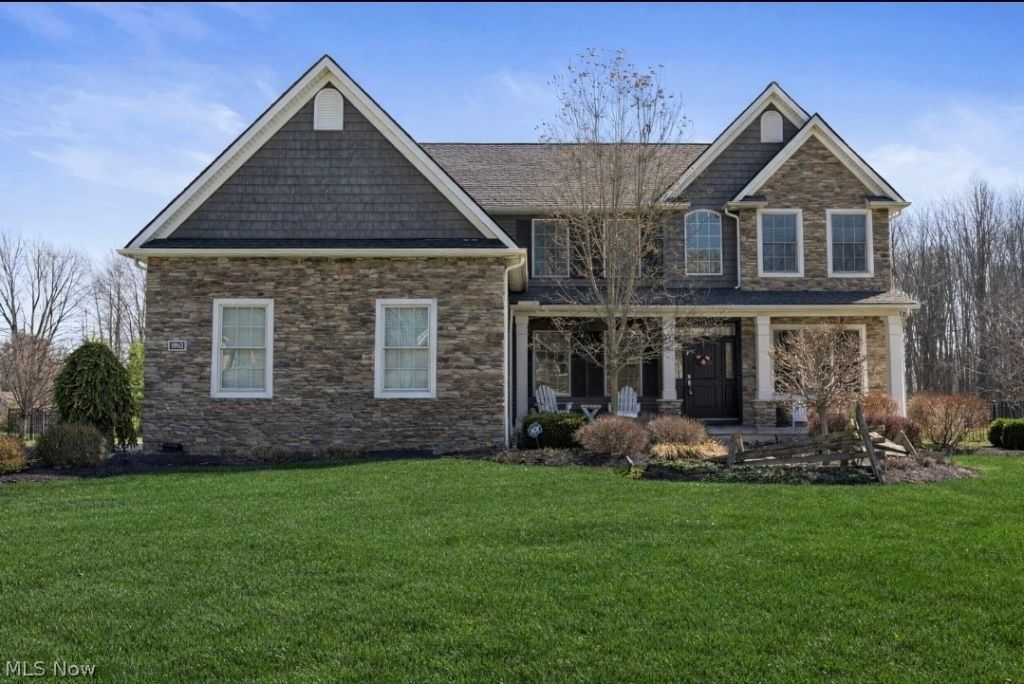 9663 Grand Oaks Trail , Olmsted Twp, OH 44138