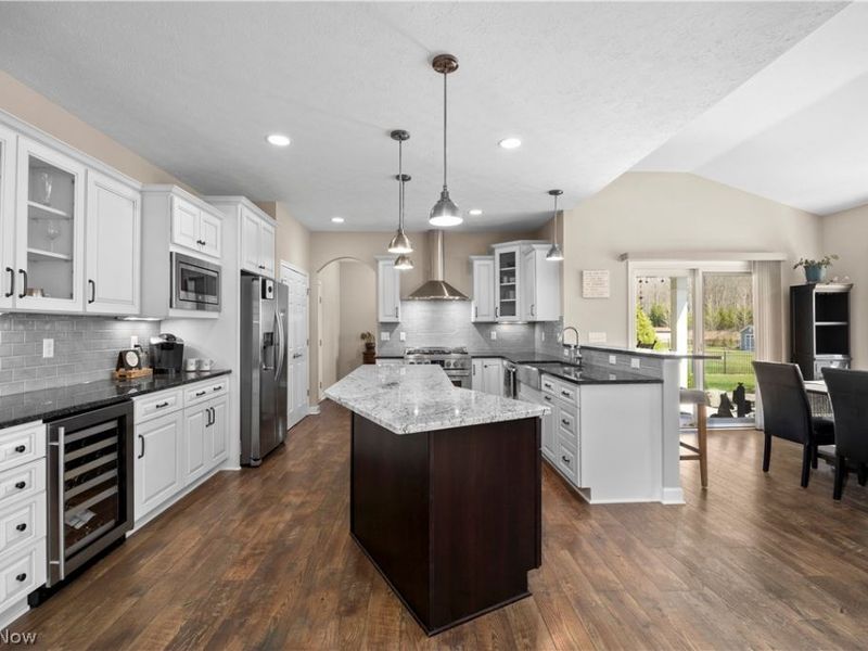 9663 Grand Oaks Trail, Olmsted Township, OH 44138 Photo 12