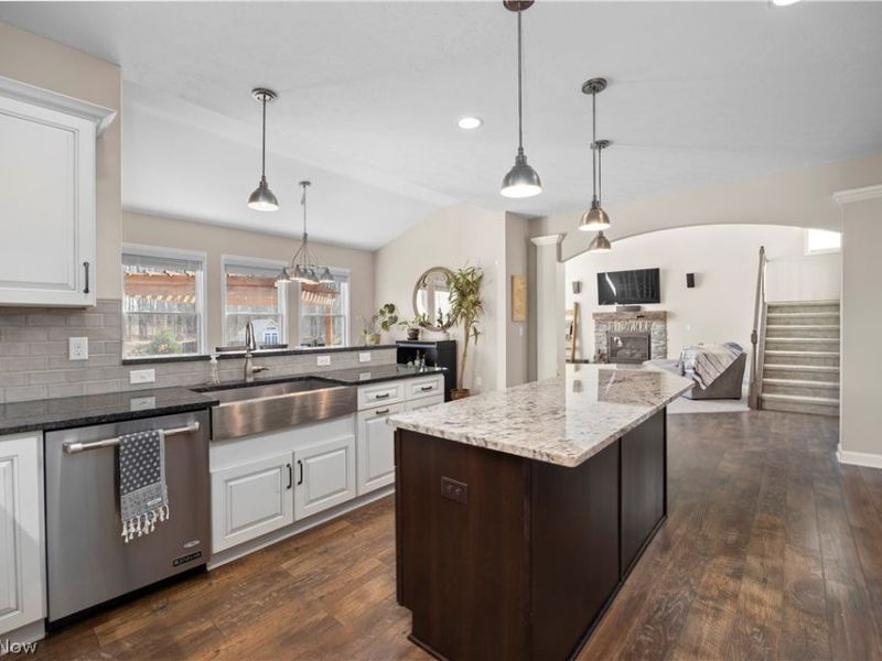 9663 Grand Oaks Trail, Olmsted Township, OH 44138 Photo 14