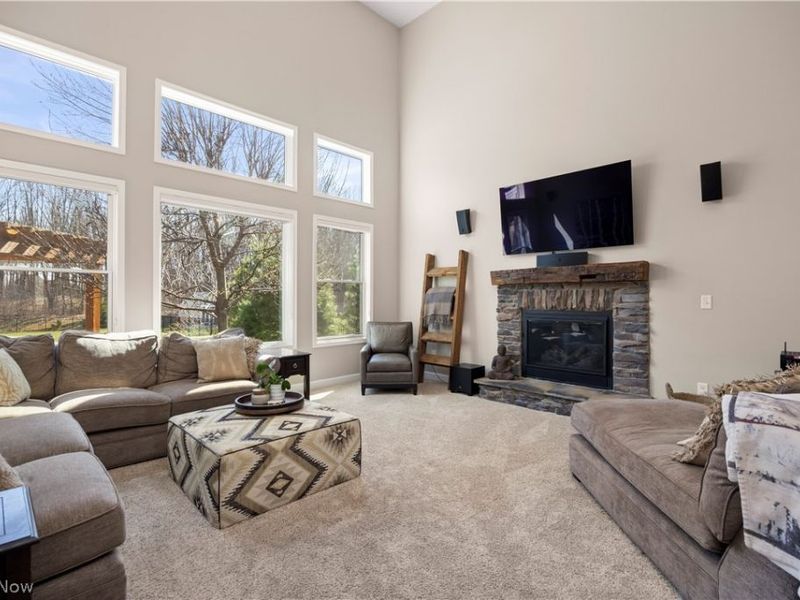 9663 Grand Oaks Trail, Olmsted Township, OH 44138 Photo 8