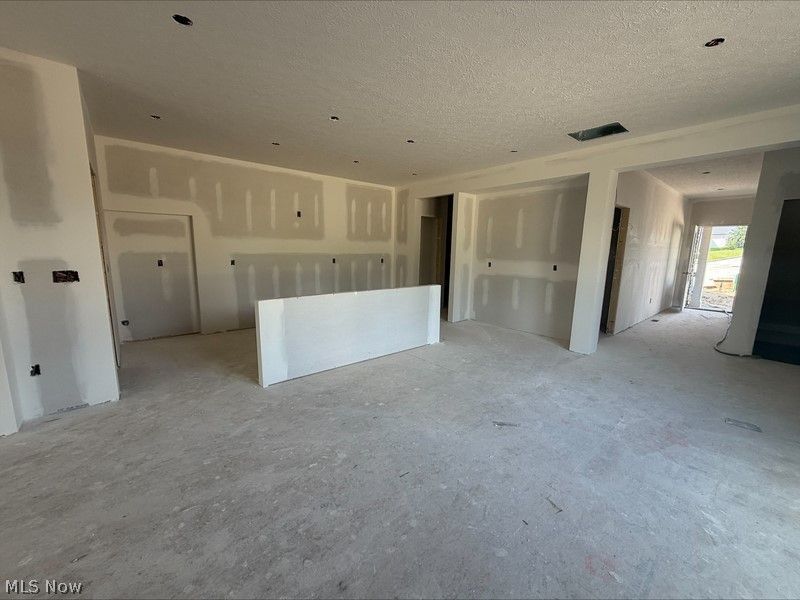 2073 Glenmont Drive , Brunswick, OH 44212 Photo 5