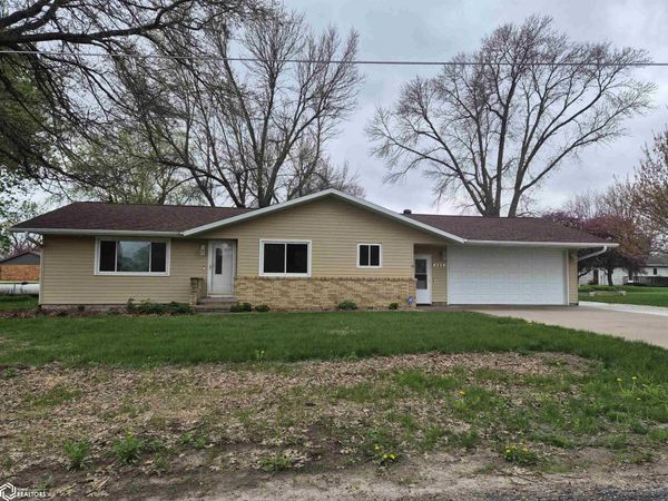 402 2Nd Street, Sully, IA 50251