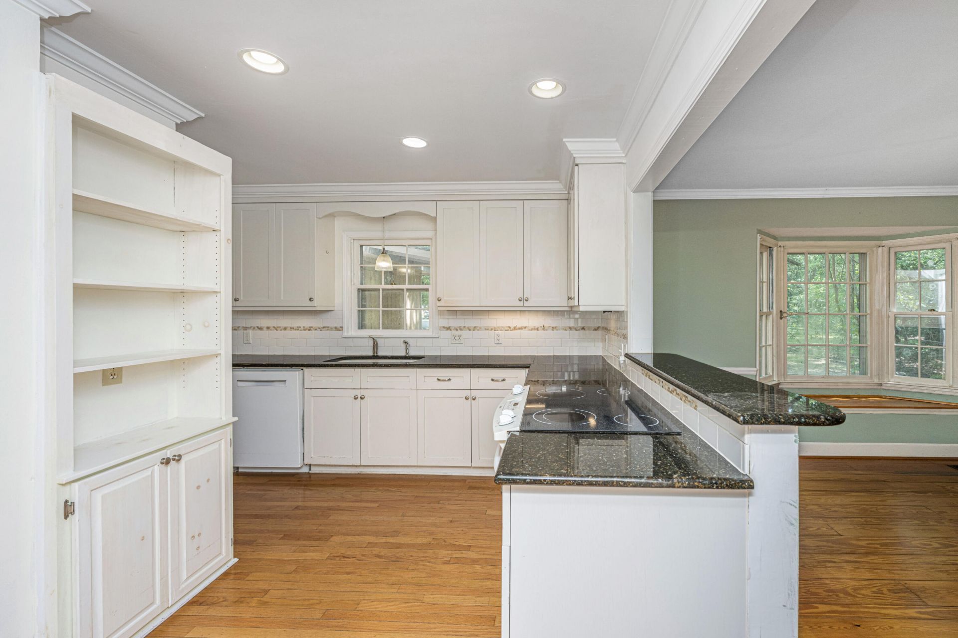 6228 Hollywood Drive Photo 11