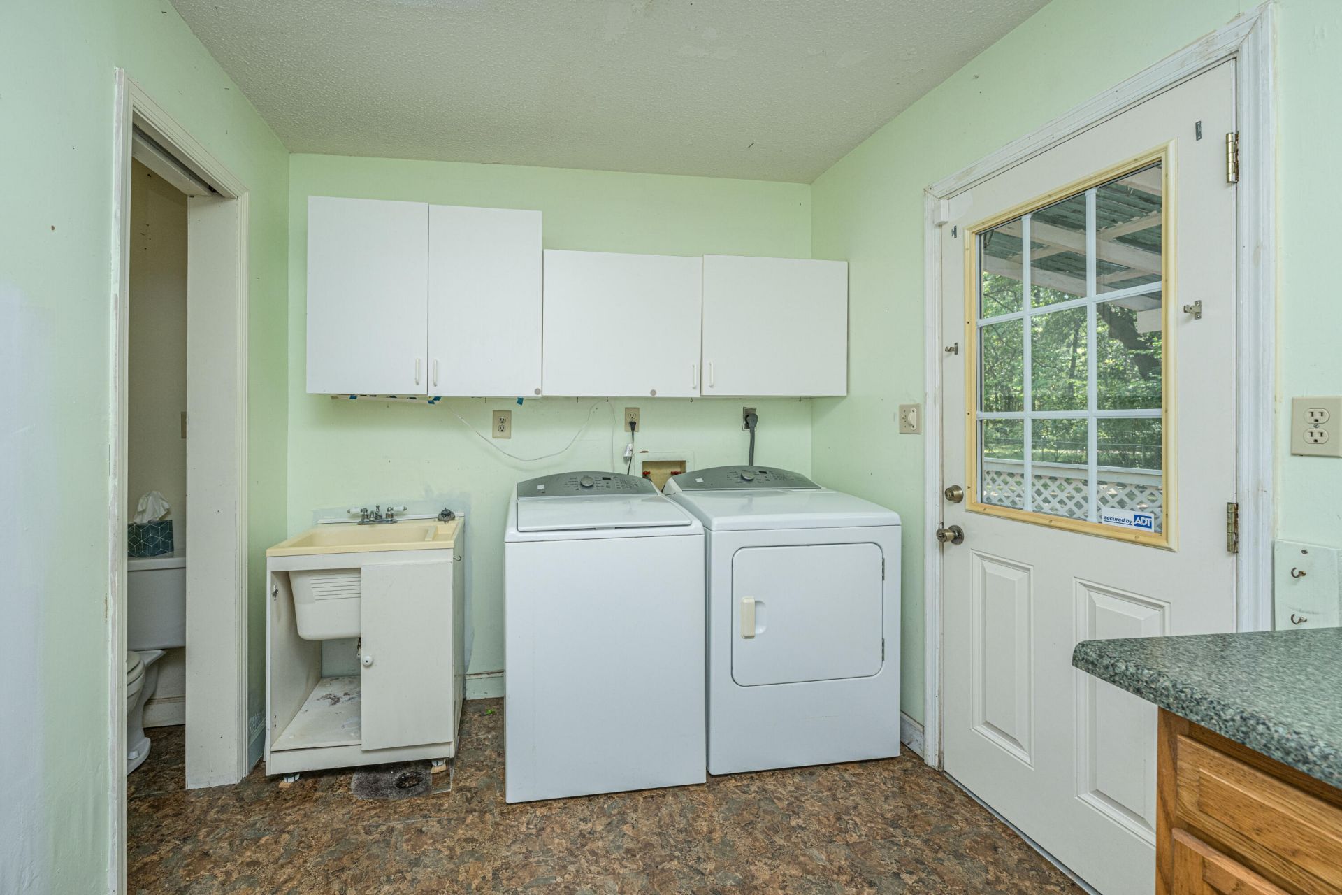 6228 Hollywood Drive Photo 28