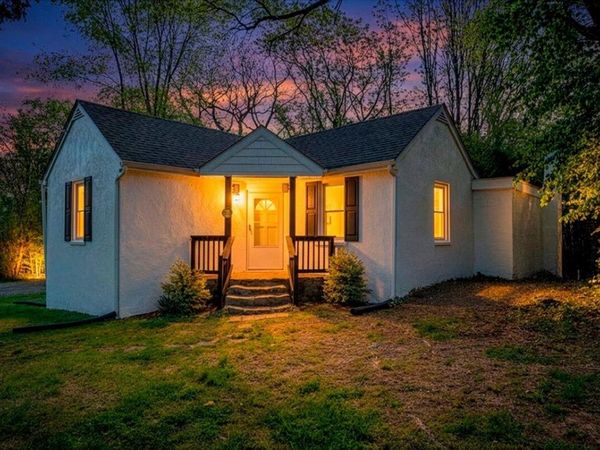 1807 Archbold AVE NE, Roanoke, VA 24012