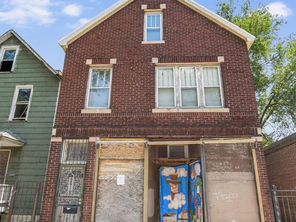 8209 S South Shore Drive , Chicago, IL 60617