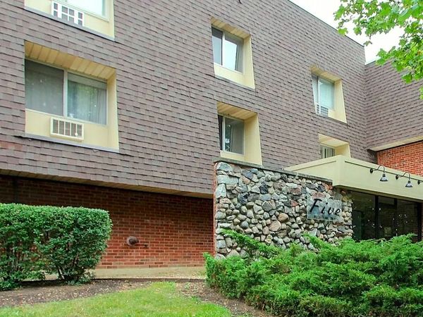5 Villa Verde Drive , Unit 108, Buffalo Grove, IL 60089