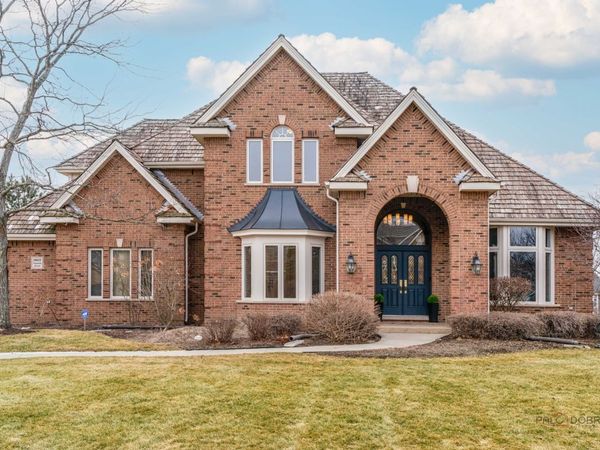 14615 S Somerset Circle , Green Oaks, IL 60048