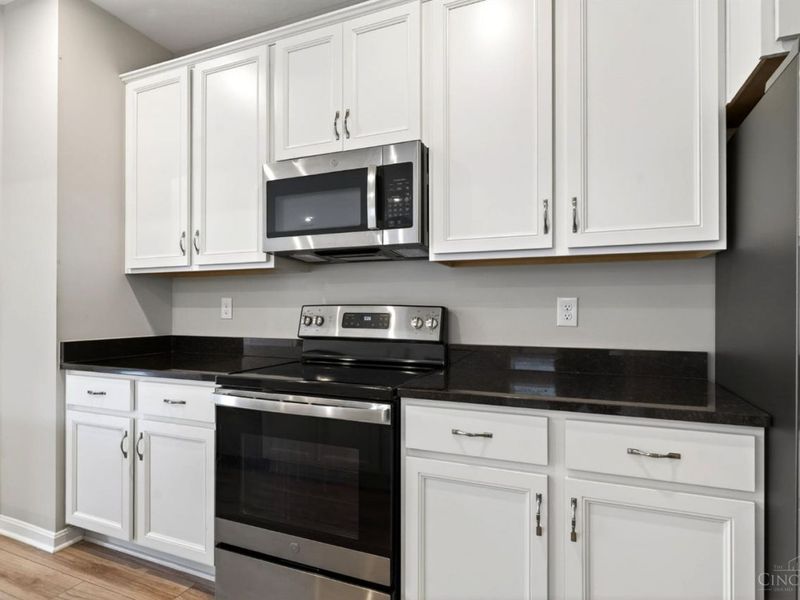 1527 Summerview, Milford, OH 45150 Photo 11