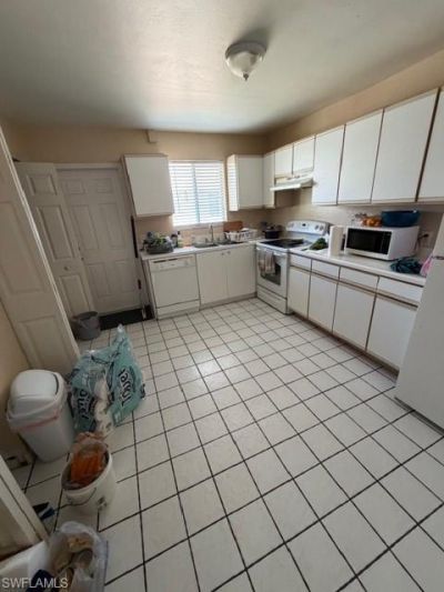 2550 Tropicana Blvd , Naples, FL 34116 Photo