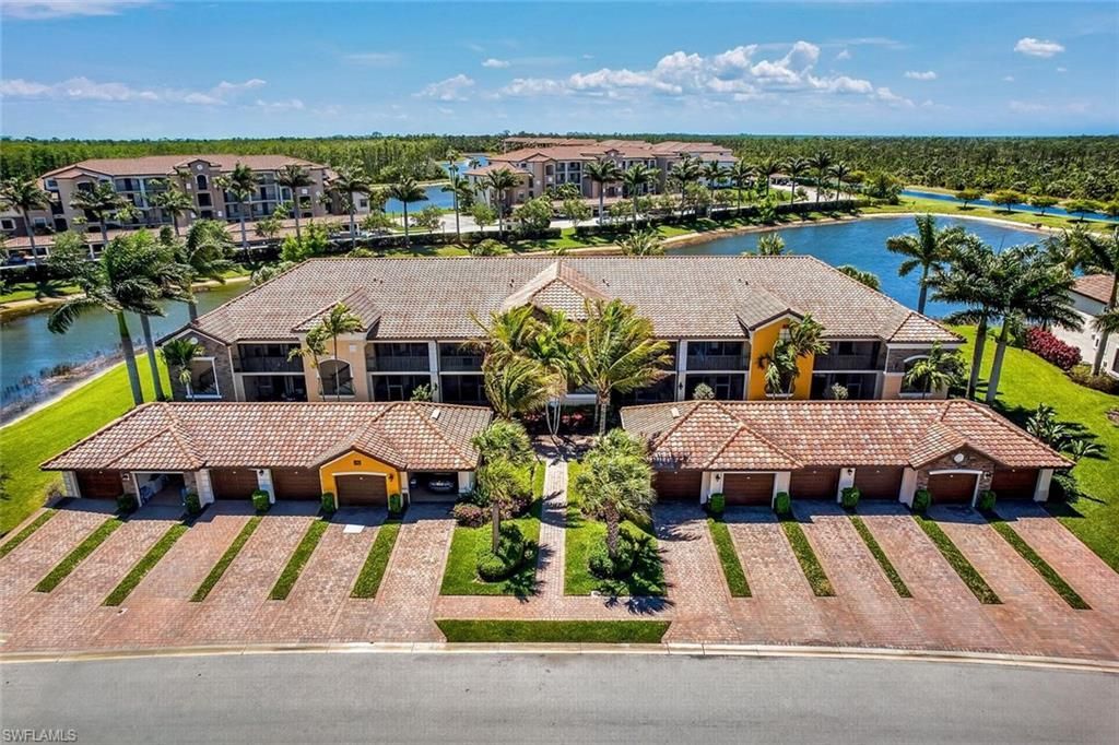 9528 Avellino Way, Unit 2526, Naples, FL 34113 Photo