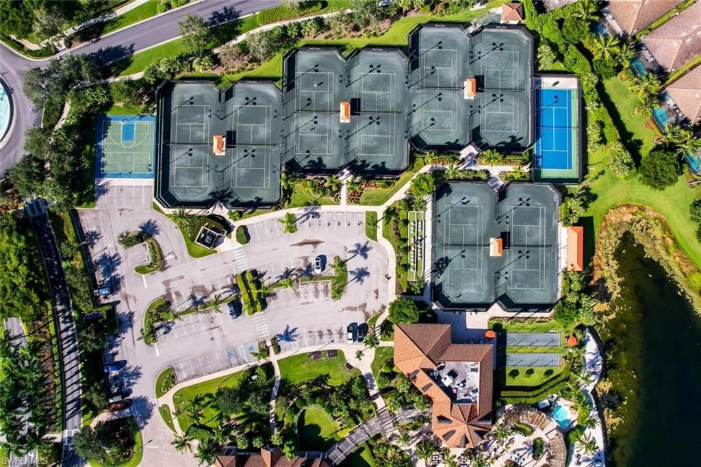 9528 Avellino Way, Unit 2526, Naples, FL 34113 Photo