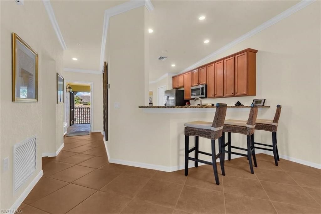 9528 Avellino Way, Unit 2526, Naples, FL 34113 Photo