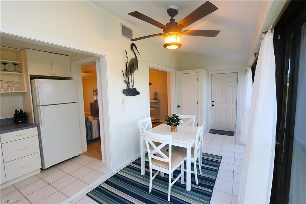 611 Palm Ave, Unit F30, Other, FL 34140 Photo